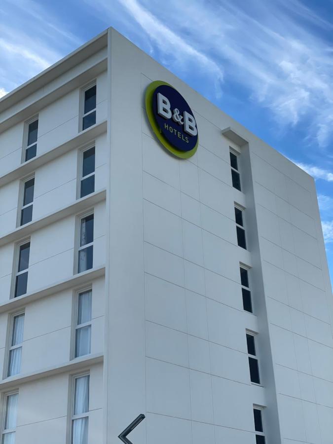 B&B Hotel Fort-De-France Fort-de-France Exterior foto